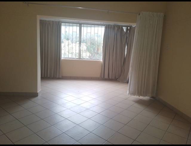 2.5 BEDROOM FLAT FOR SALE IN GLENWOOD